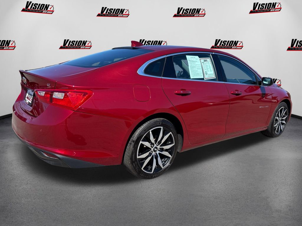 Used 2018 Chevrolet Malibu LT w/ Leather Package FWD image 5