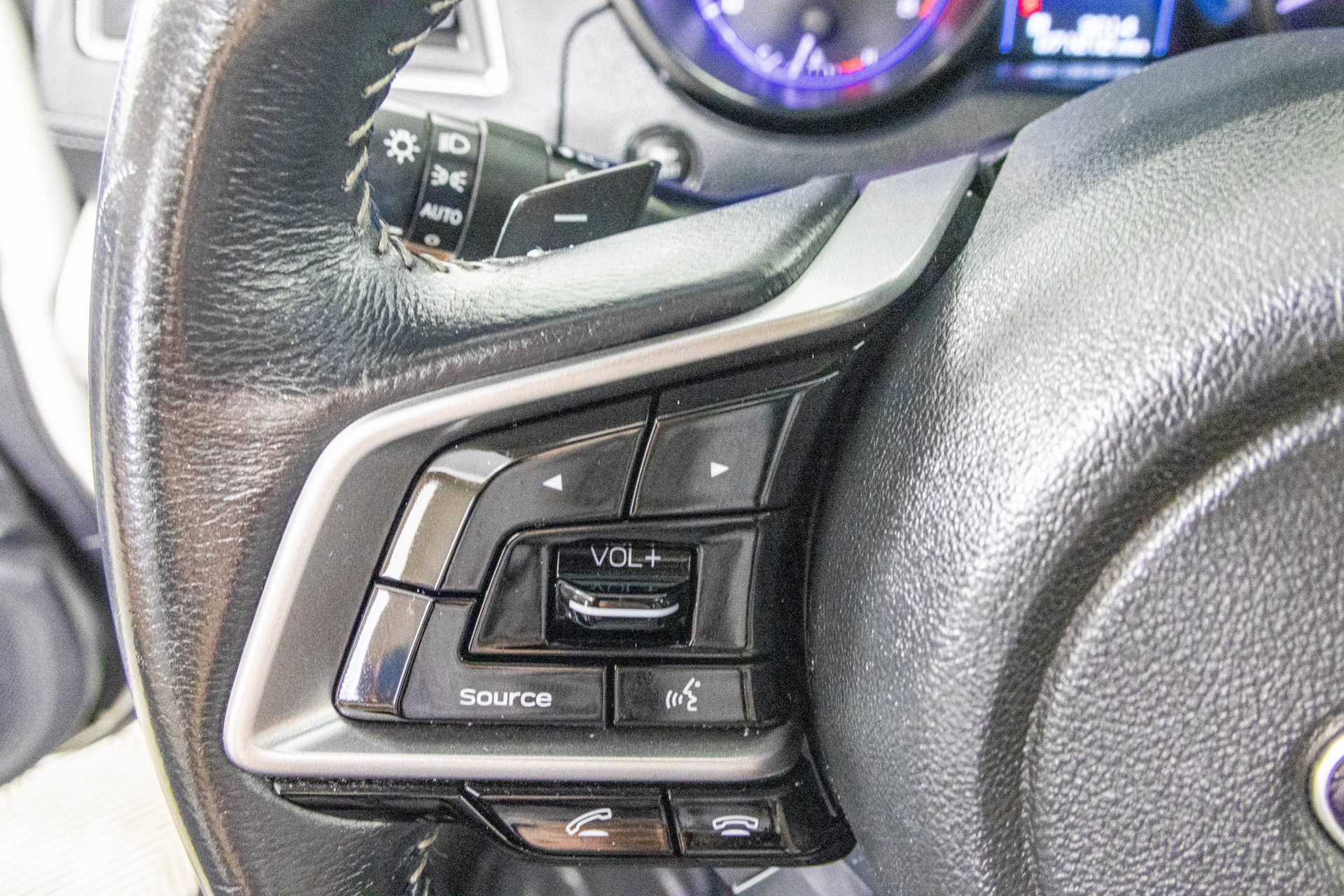 Used 2018 Subaru Outback 2.5i Limited AWD/4WD image 35