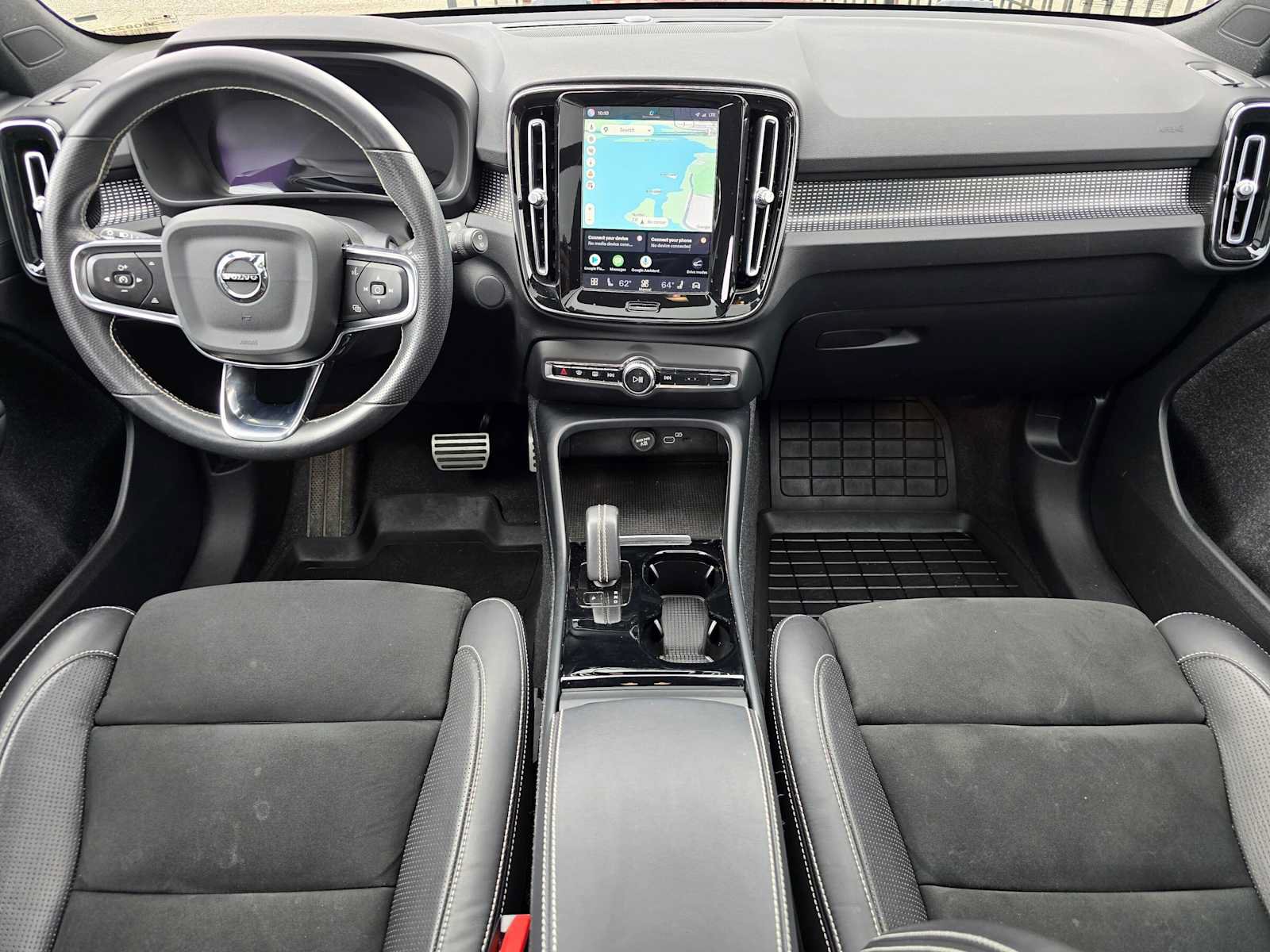 Used 2021 Volvo XC40 P8 Recharge AWD/4WD image 17