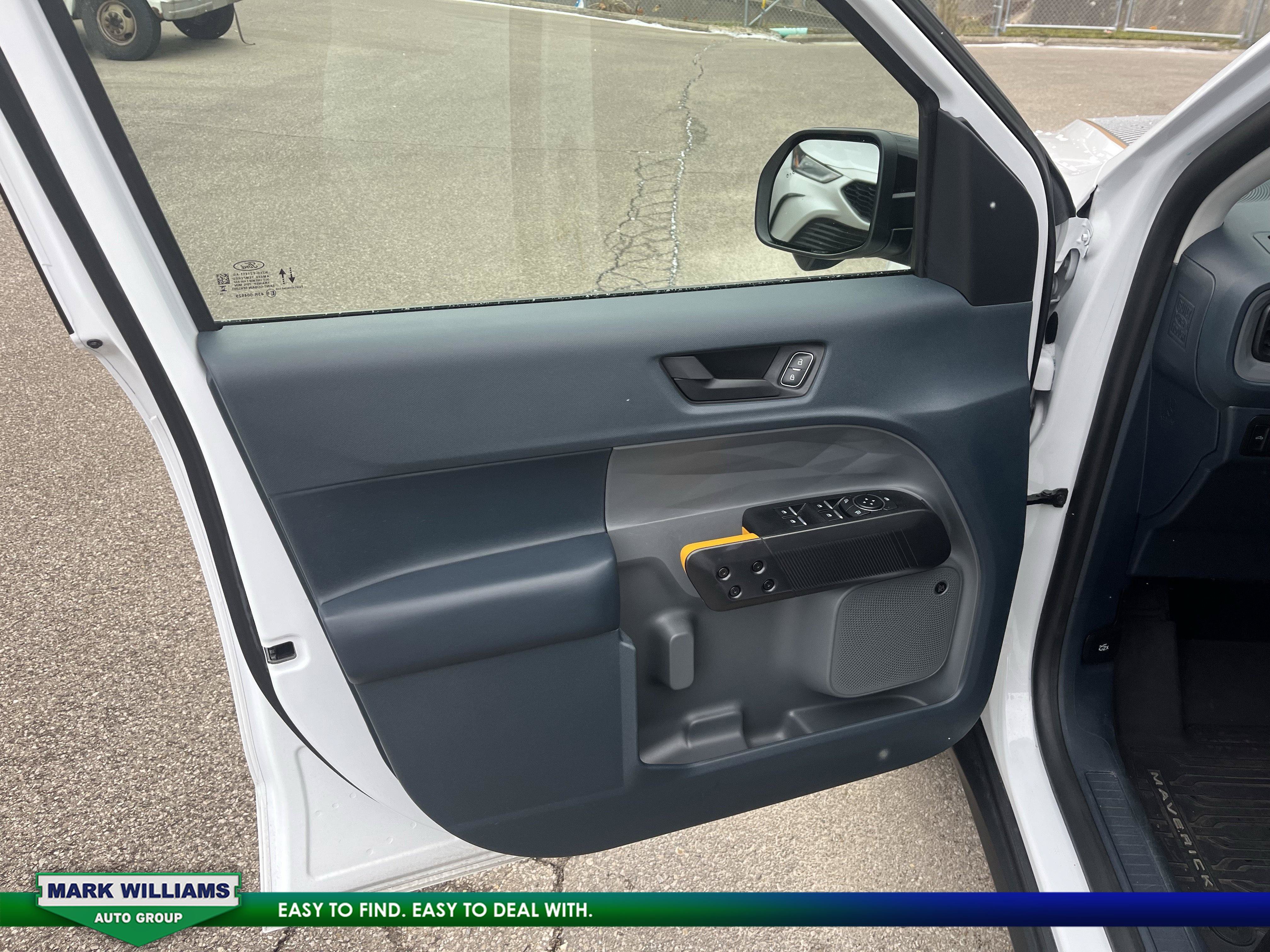 Used 2025 Ford Maverick Tremor AWD/4WD image 10