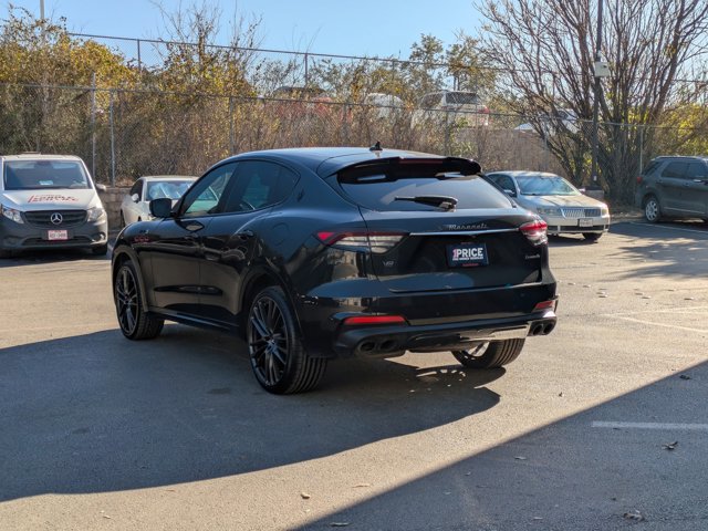 Used 2023 Maserati Levante Modena S image 7