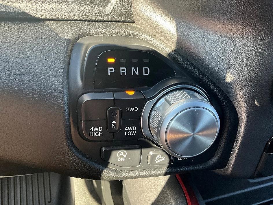 Used 2020 RAM 1500 Rebel image 20