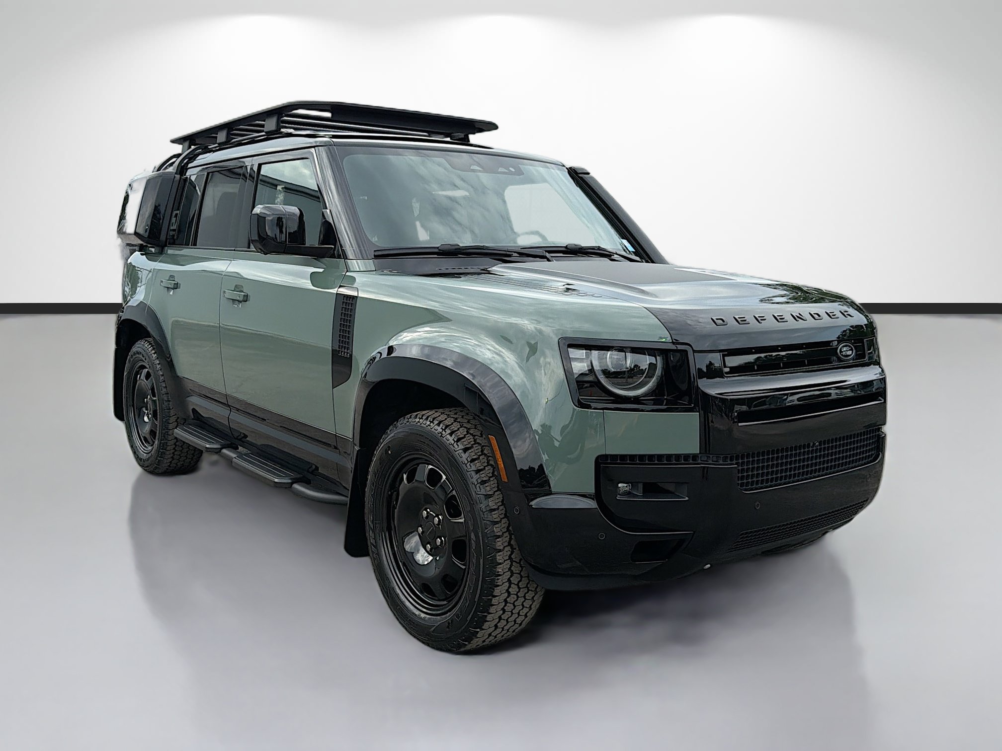 New 2026 Land Rover Defender 110 Trophy Edition AWD/4WD image 7