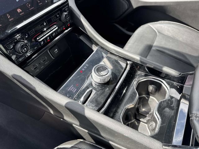 Used 2023 Jeep Grand Cherokee L Limited image 31