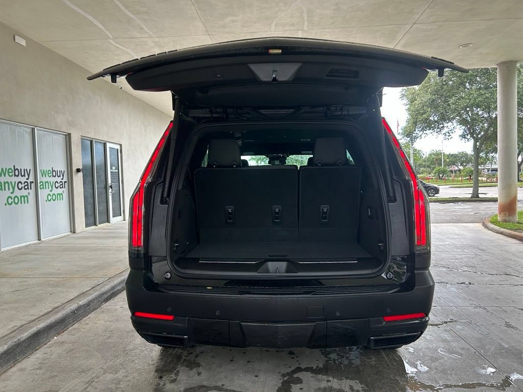 Used 2026 Cadillac Escalade 4WD image 35