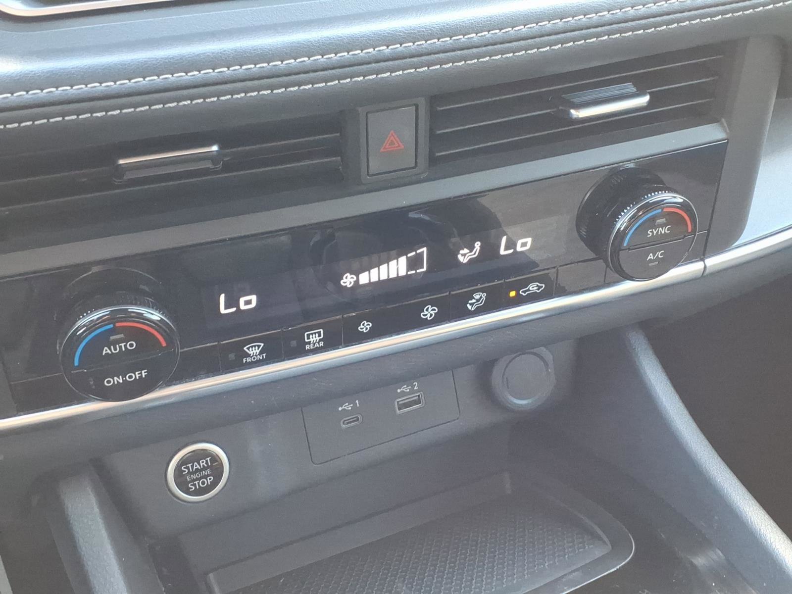 Certified 2023 Nissan Rogue SV image 31