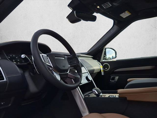 New 2026 Land Rover Discovery Limited Edition AWD/4WD image 9