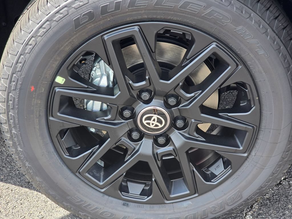 New 2026 Toyota Tundra Limited AWD/4WD image 11