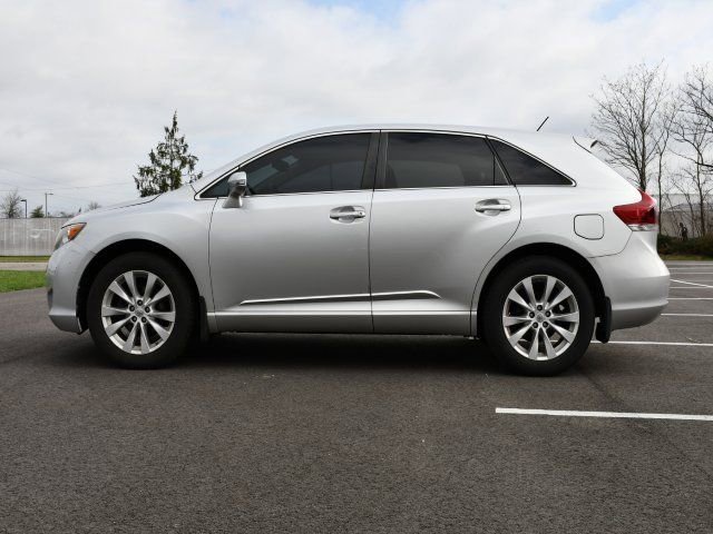Used 2014 Toyota Venza XLE w/ XLE Premium Package image 4