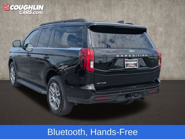 Used 2025 Ford Expedition Active AWD/4WD image 6