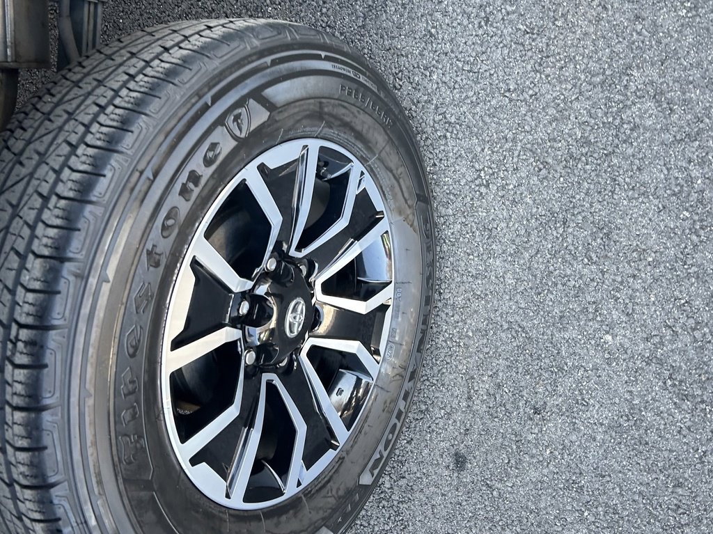 Used 2023 Toyota Tacoma TRD Sport image 20