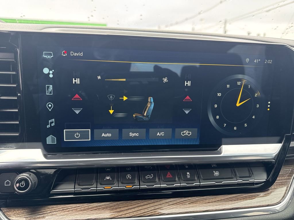 Used 2024 Chevrolet Silverado 1500 LT image 11