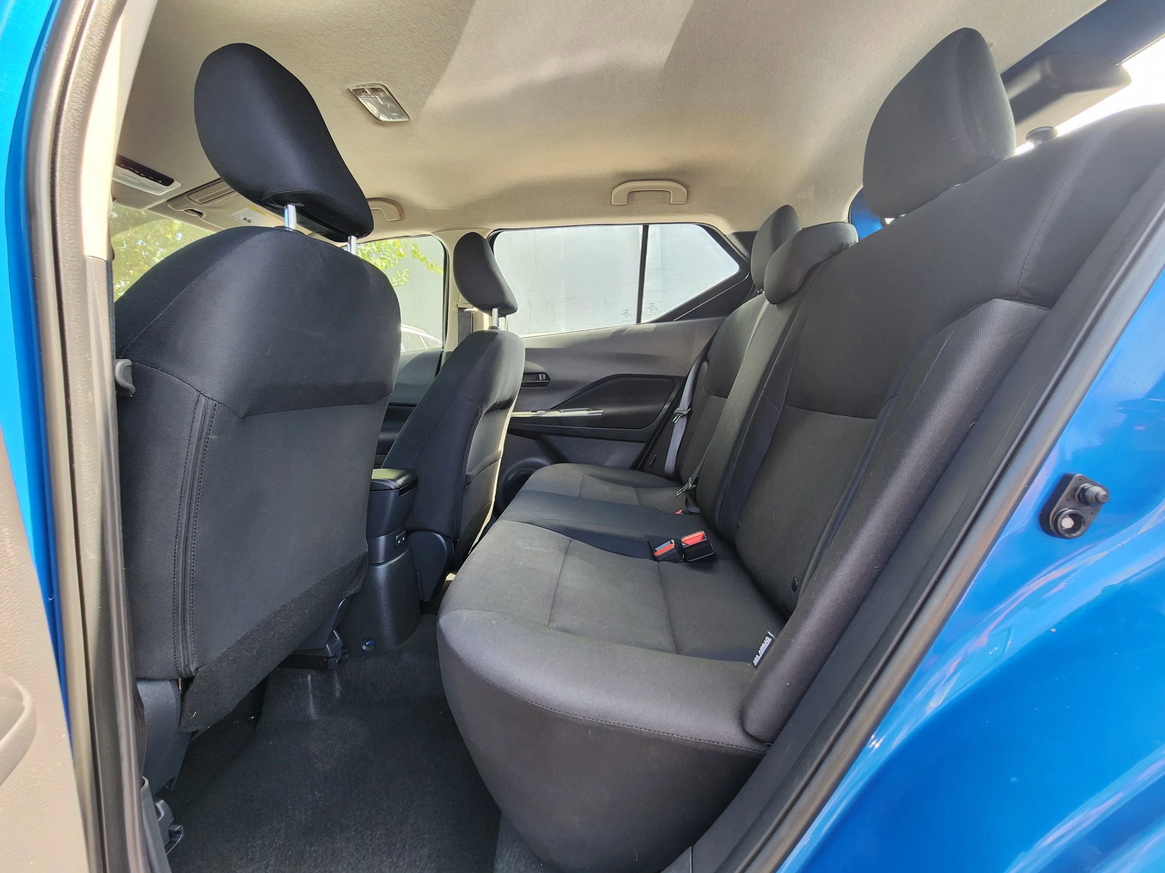 Used 2024 Nissan Kicks S image 9