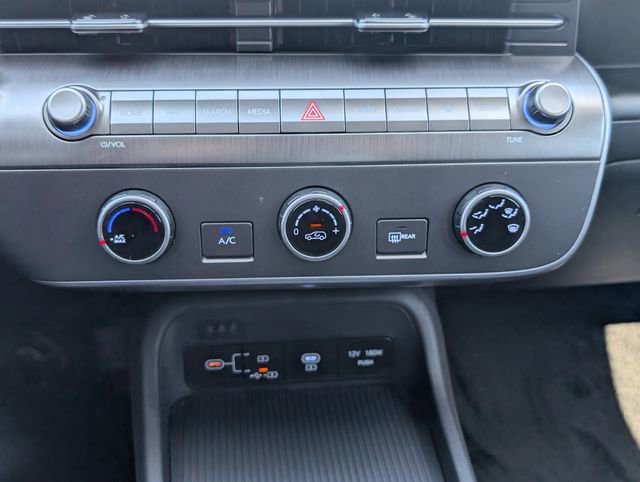 New 2026 Hyundai Kona SE FWD image 21