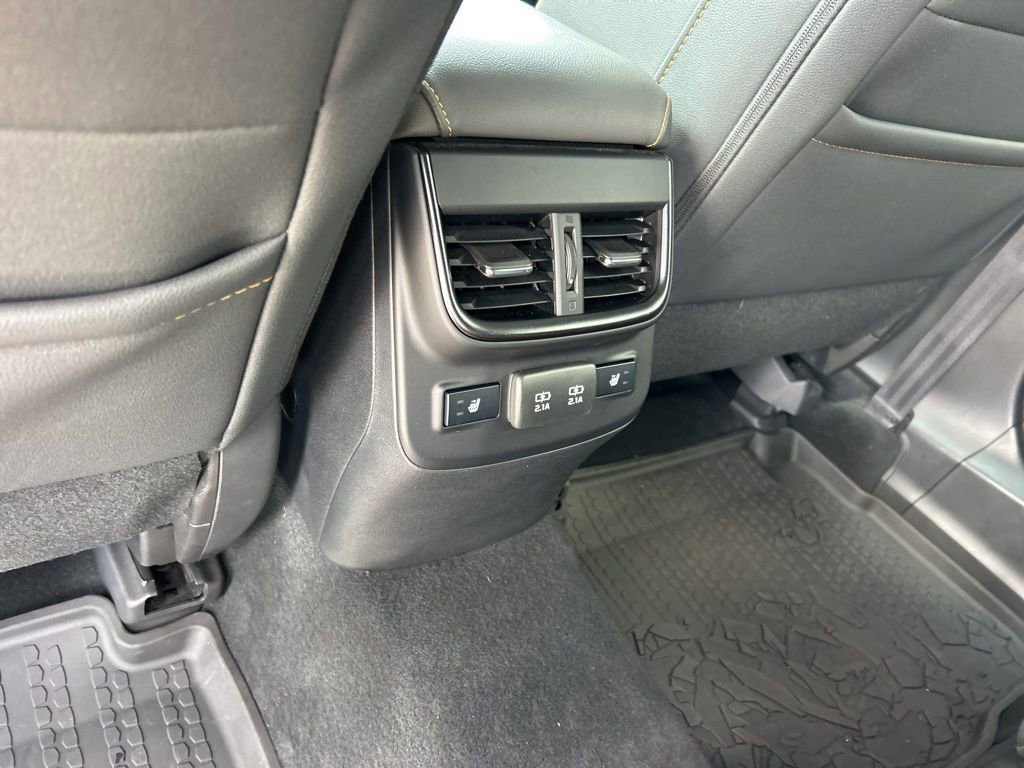Used 2022 Subaru Outback Wilderness w/ Wilderness Package image 15