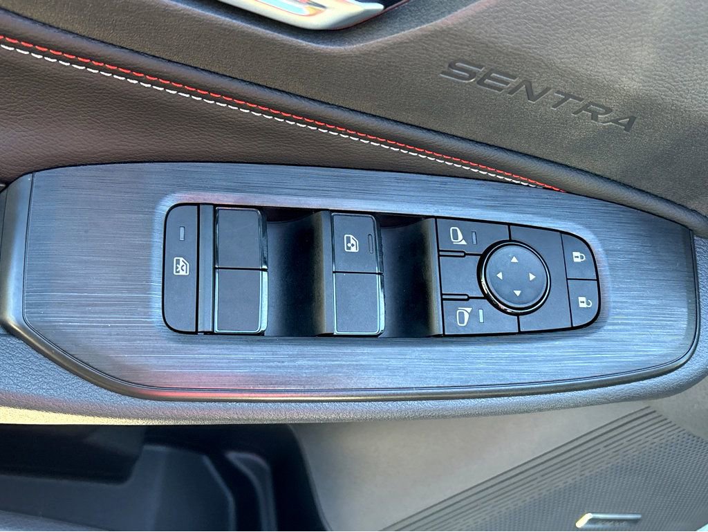 New 2026 Nissan Sentra SR w/ Floor Mat Package FWD image 19