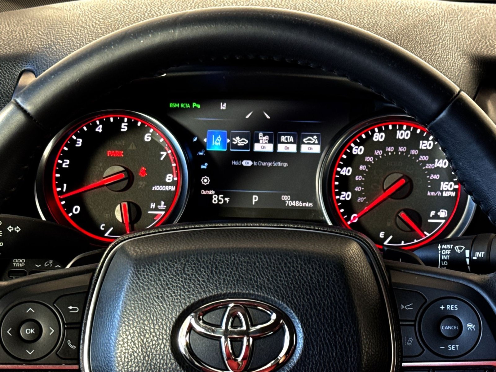 Used 2018 Toyota Camry XSE FWD image 17