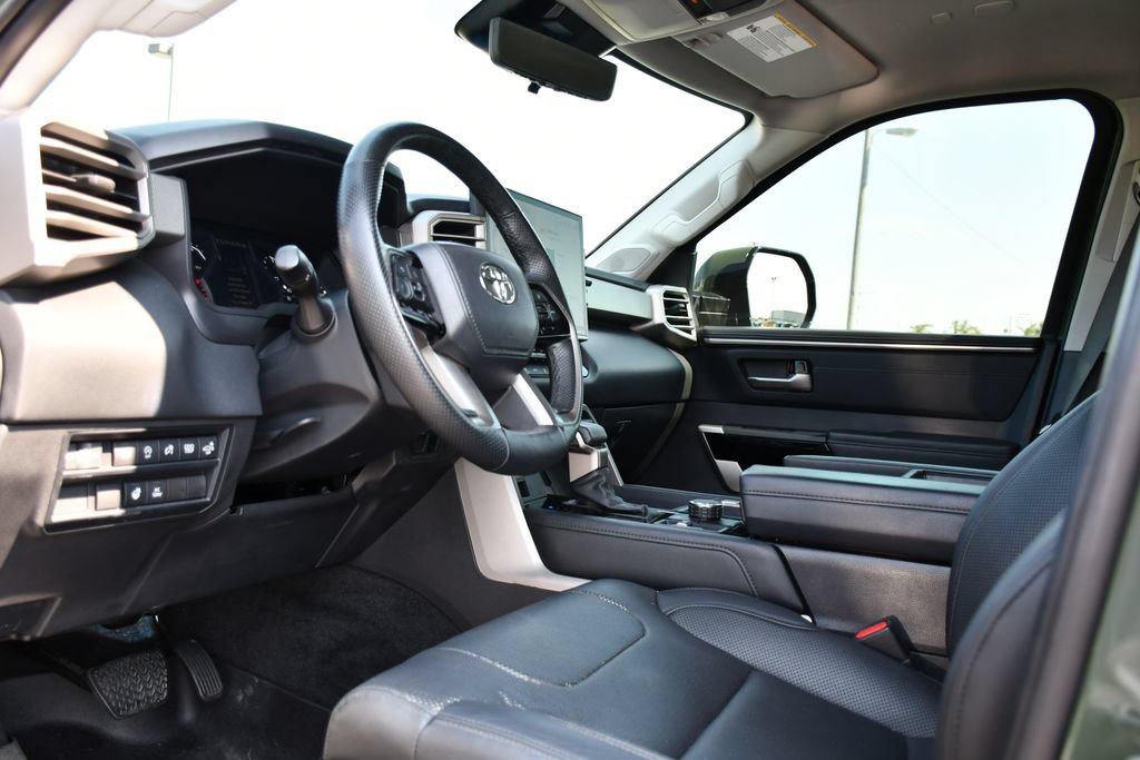 Used 2022 Toyota Tundra Limited AWD/4WD image 17