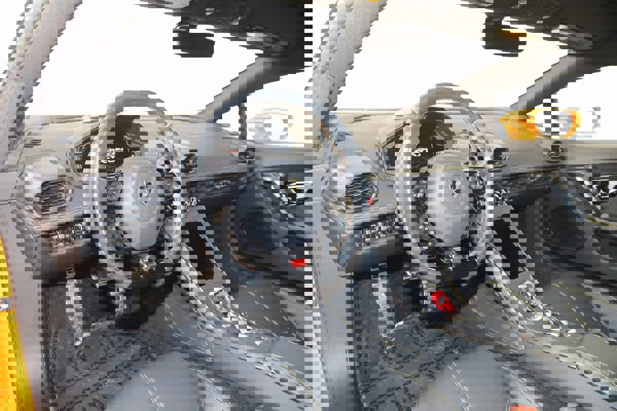 Used 2022 Lamborghini Huracan EVO image 35