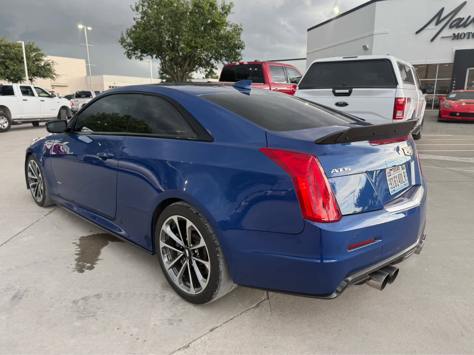 Used 2019 Cadillac ATS V w/ Luxury Package RWD image 2