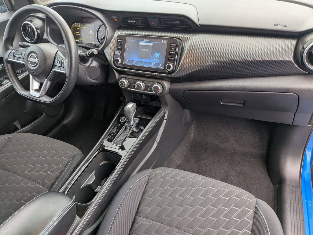 Used 2023 Nissan Kicks SV image 24