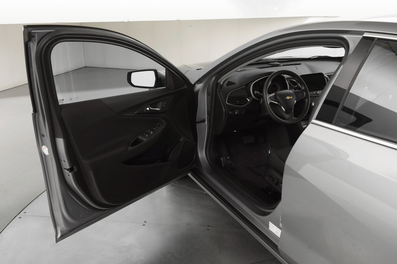 Used 2023 Chevrolet Malibu LT image 12