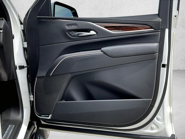 Used 2022 Cadillac Escalade Luxury RWD image 19