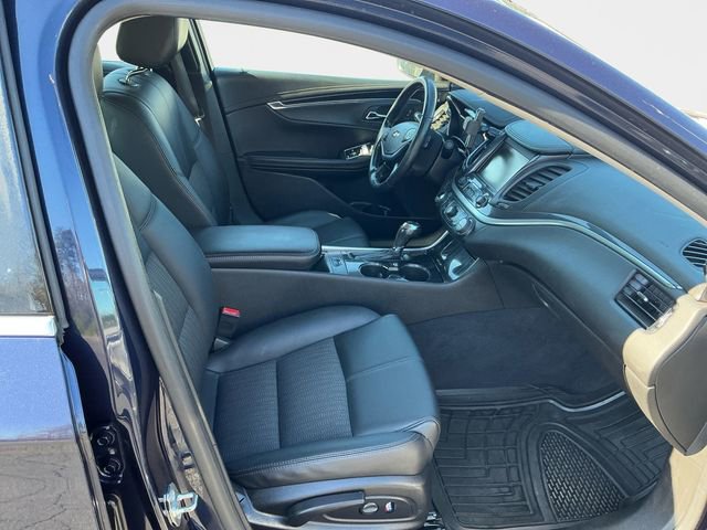 Used 2018 Chevrolet Impala LT image 16