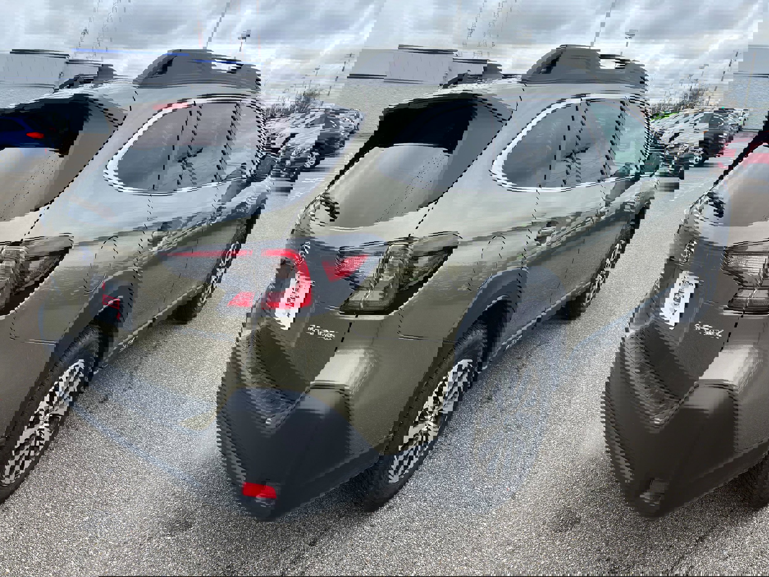 Certified 2025 Subaru Outback Premium w/ Popular Package #1A image 7