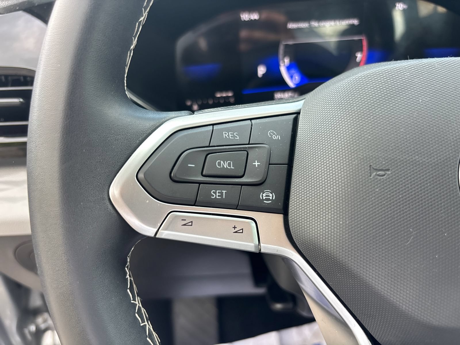Certified 2023 Volkswagen Taos S FWD image 16