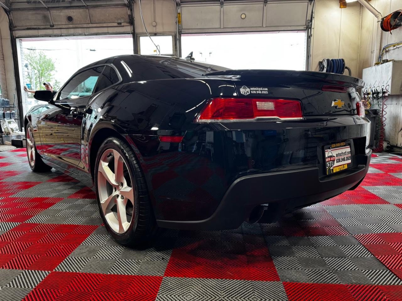 Used 2015 Chevrolet Camaro SS image 7