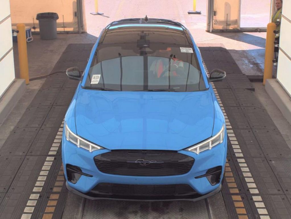 Used 2023 Ford Mustang Mach-E GT image 3