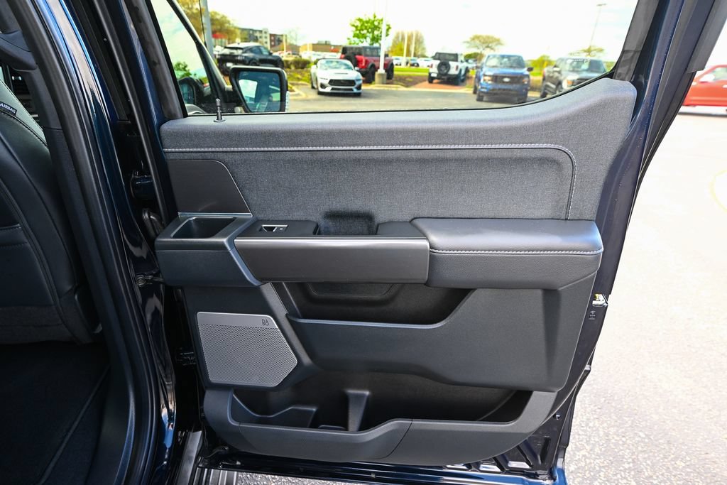 Used 2025 Ford F150 Lariat AWD/4WD image 28