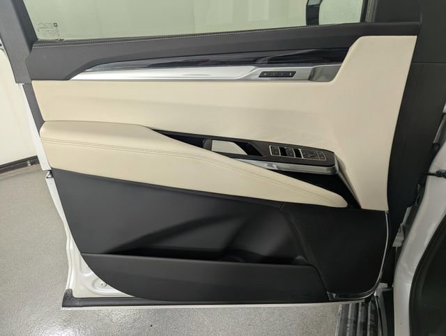 Used 2025 Cadillac Escalade Sport w/ Touring Package image 10