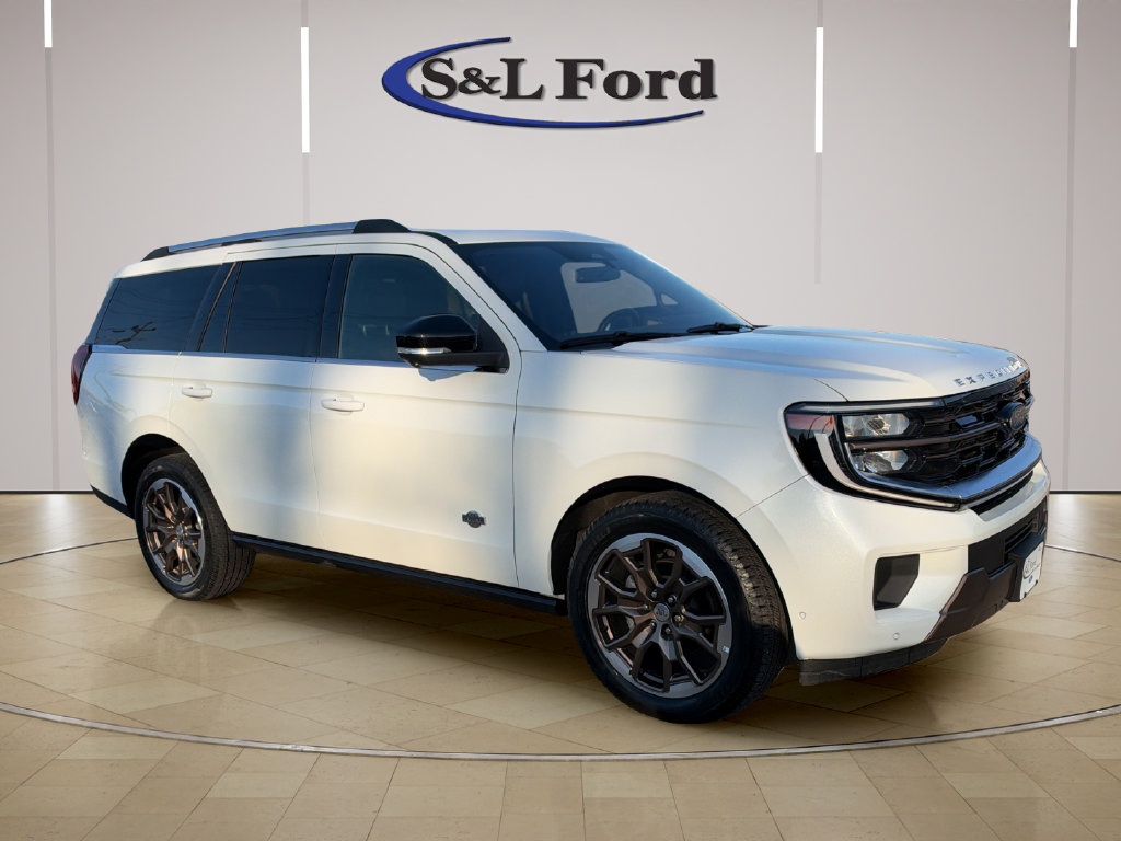 Certified 2025 Ford Expedition King Ranch AWD/4WD image 10