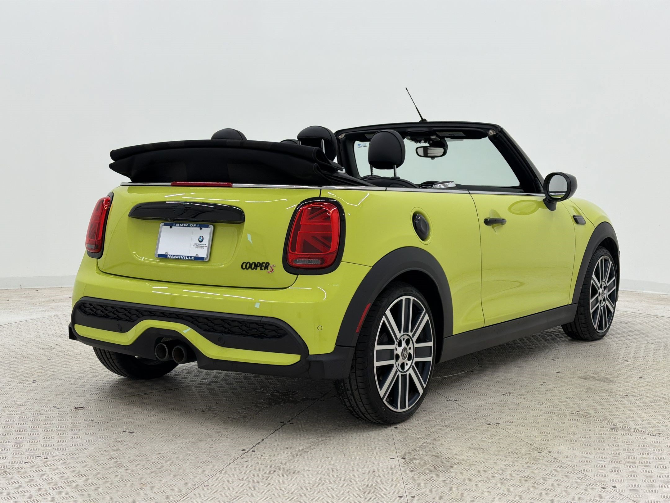 Used 2023 MINI Cooper S FWD image 9