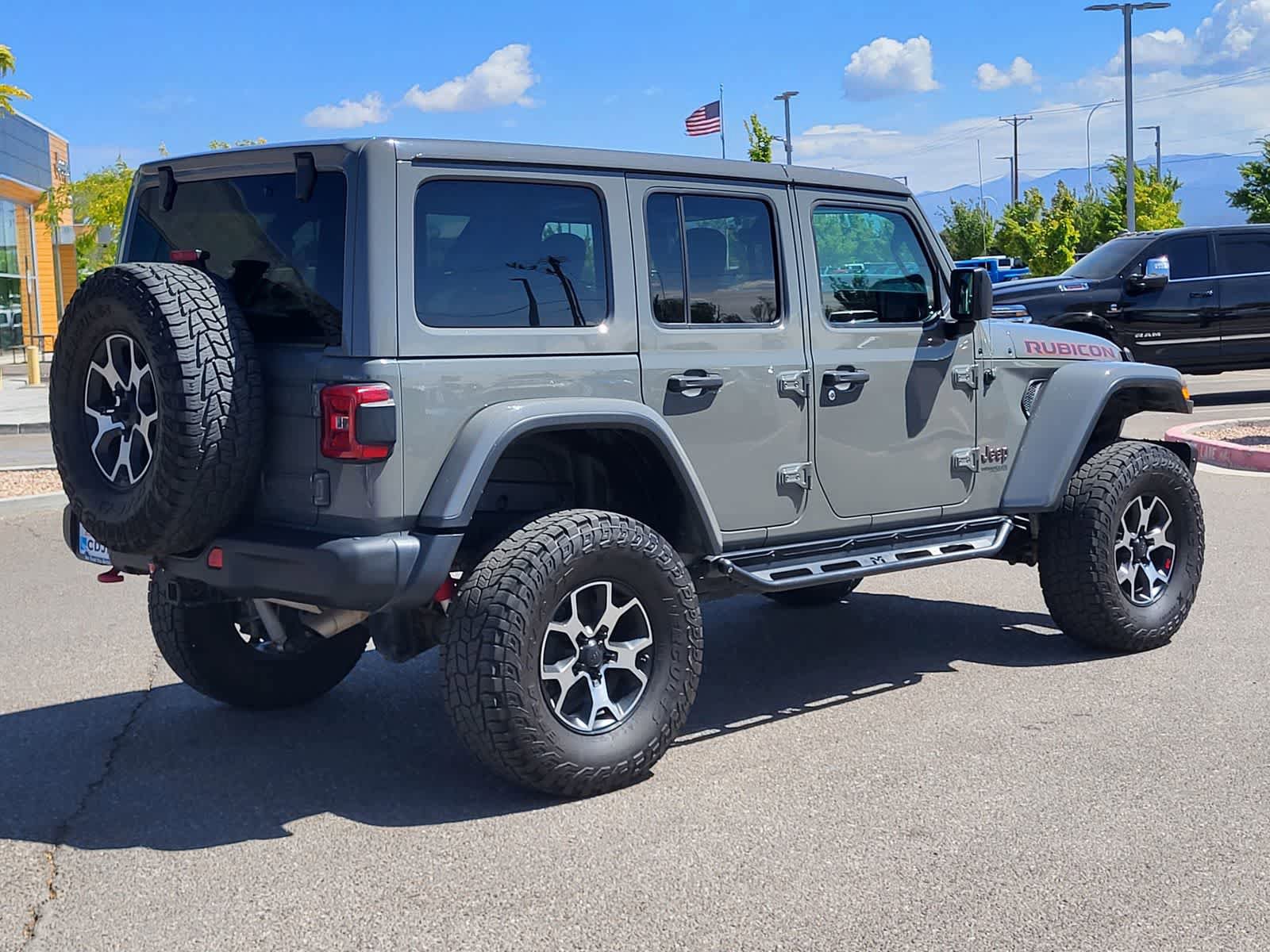 Used 2020 Jeep Wrangler Unlimited Rubicon AWD/4WD image 5