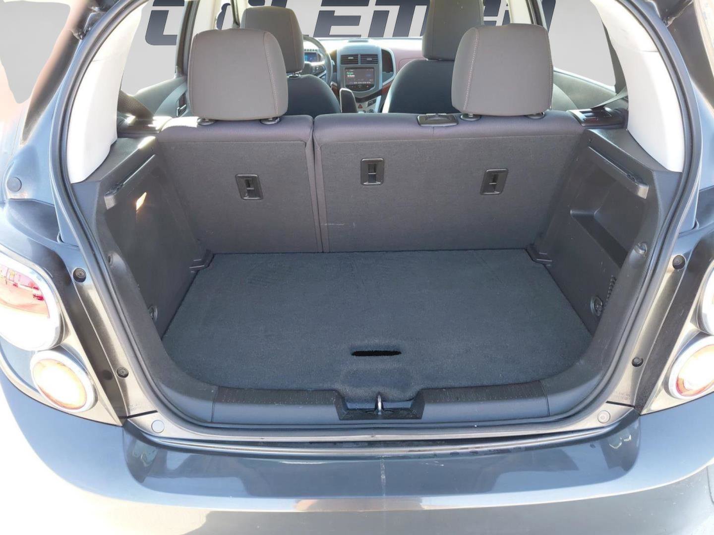 Used 2014 Chevrolet Sonic LT image 16