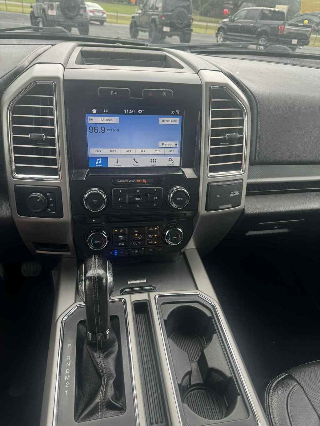 Used 2016 Ford F150 Lariat image 12