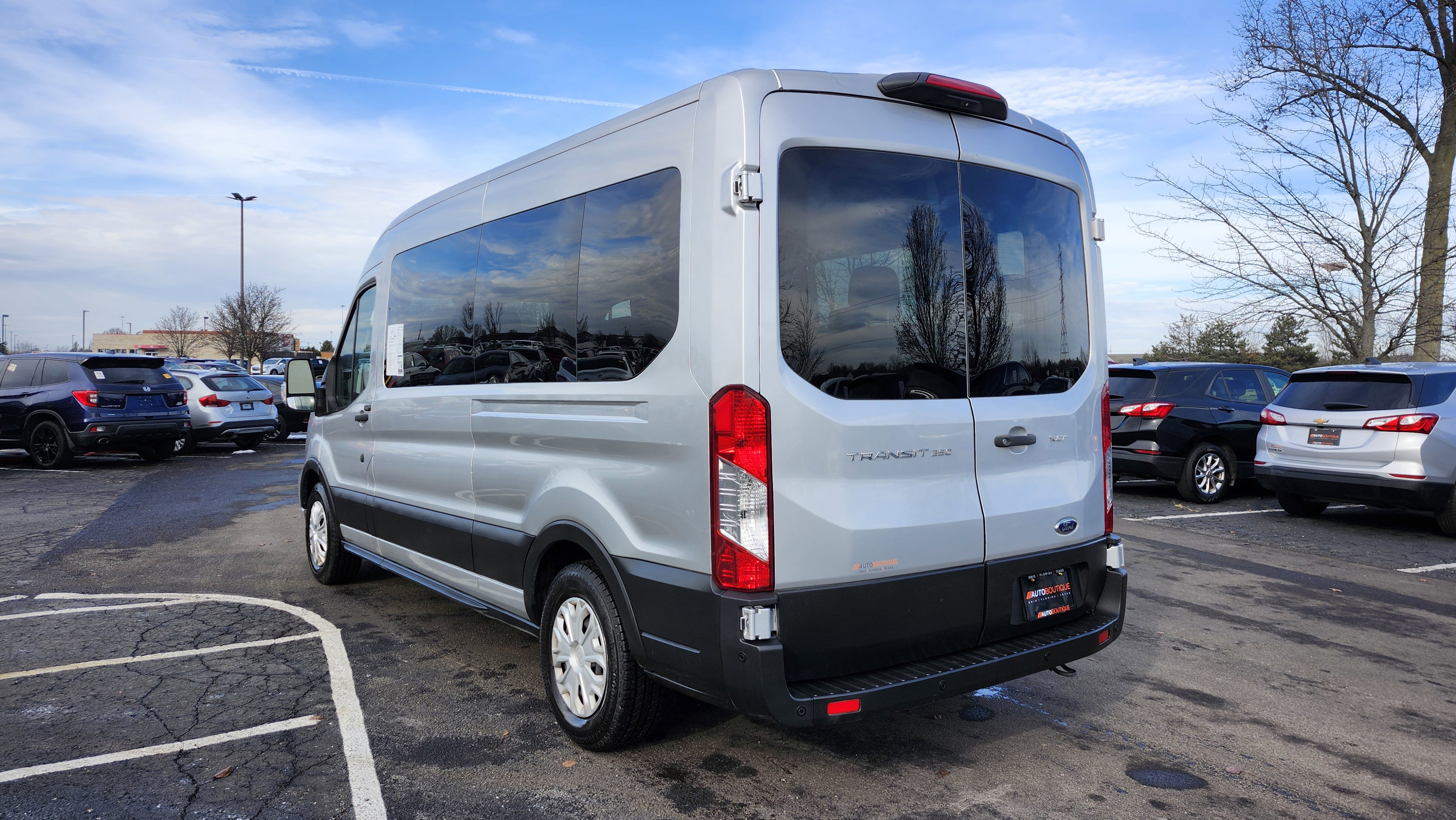 Used 2022 Ford Transit 350 XLT image 16