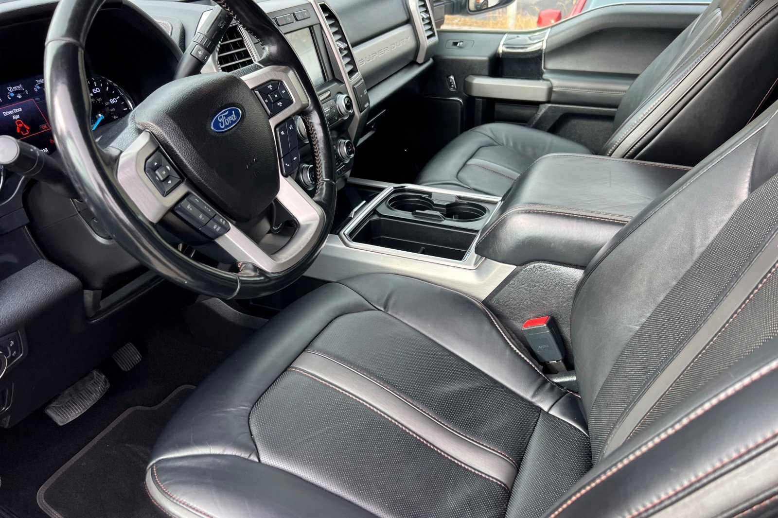 Used 2020 Ford F350 Platinum image 10