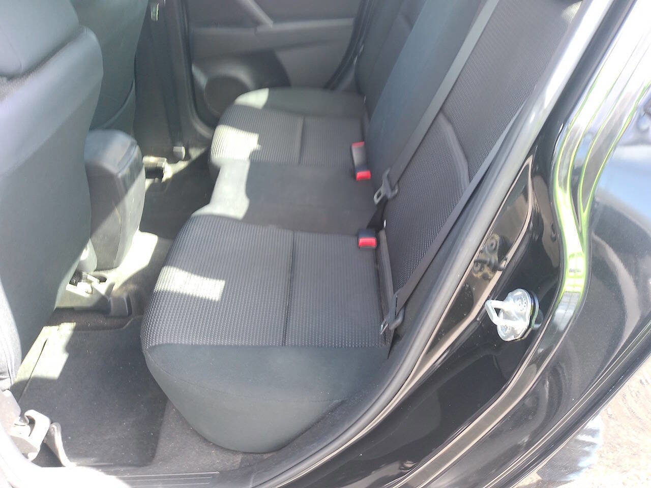 Used 2013 MAZDA MAZDA3 i Sport image 31