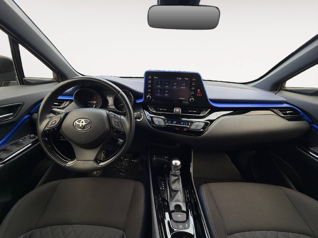 Used 2021 Toyota C-HR XLE FWD image 11