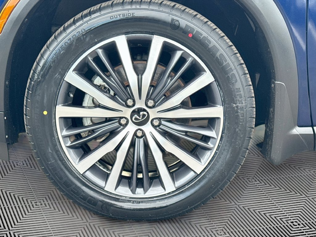 Used 2023 INFINITI QX60 Sensory w/ Cargo Package AWD/4WD image 35