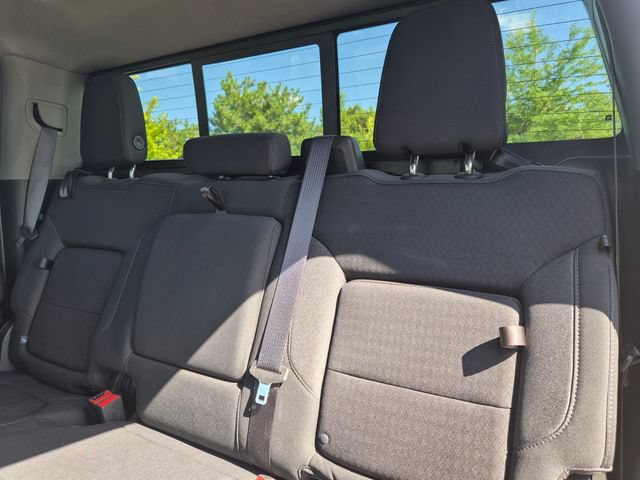 Used 2022 Chevrolet Silverado 1500 RST AWD/4WD image 32