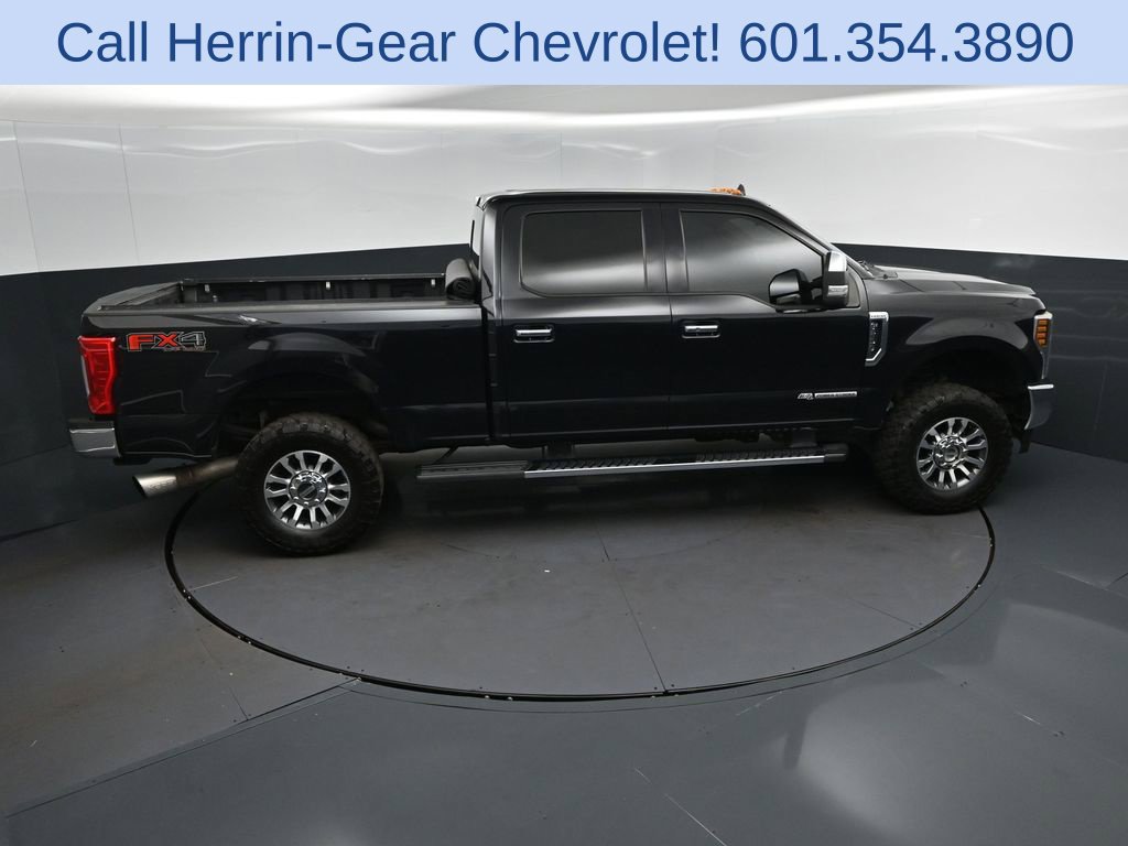 Used 2019 Ford F250 Lariat w/ Lariat Ultimate Package AWD/4WD image 35