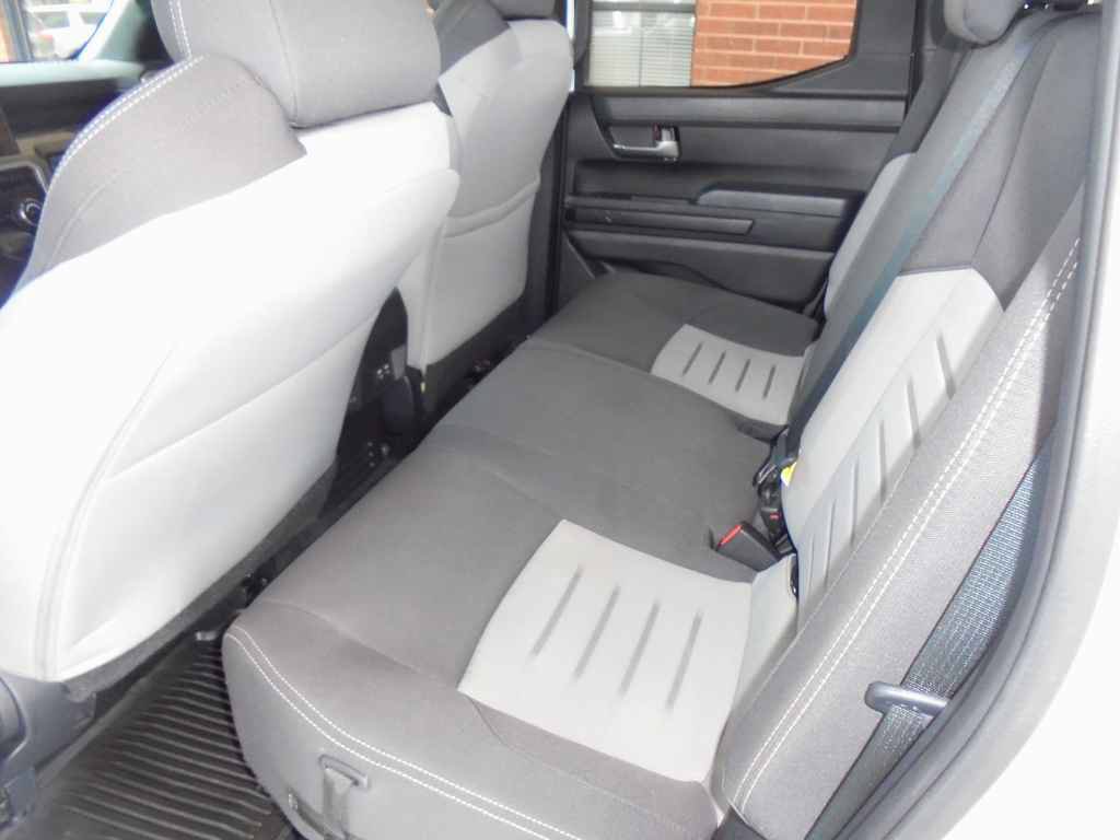 Used 2024 Toyota Tacoma TRD Sport RWD image 9