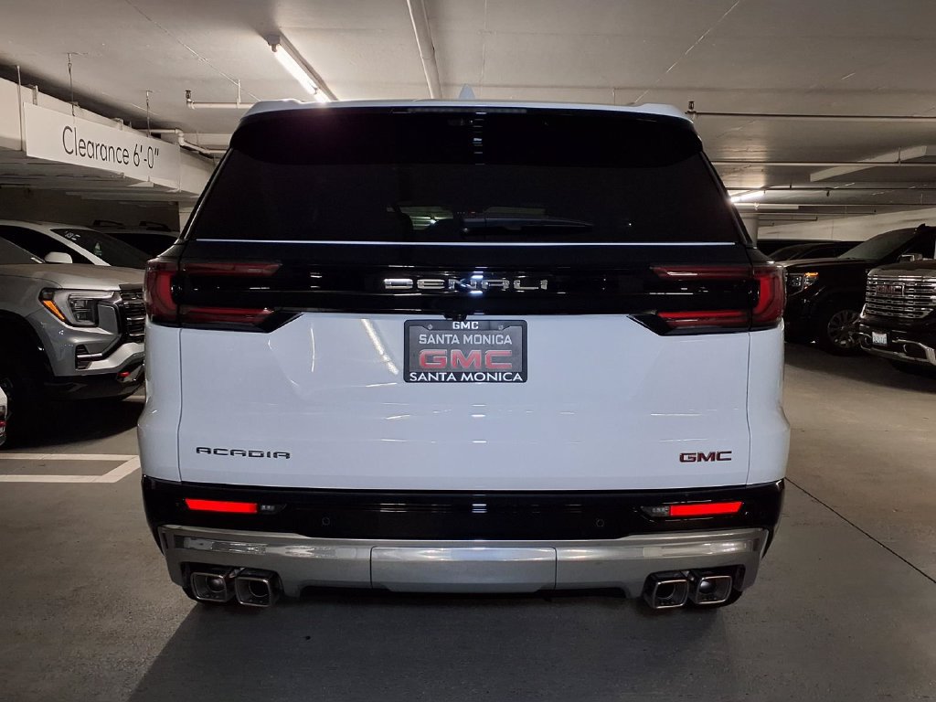 New 2027 GMC Acadia Denali w/ LPO, Floor Liner Package FWD image 9