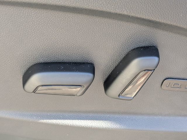 New 2025 Volkswagen ID. Buzz 1st Edition image 22