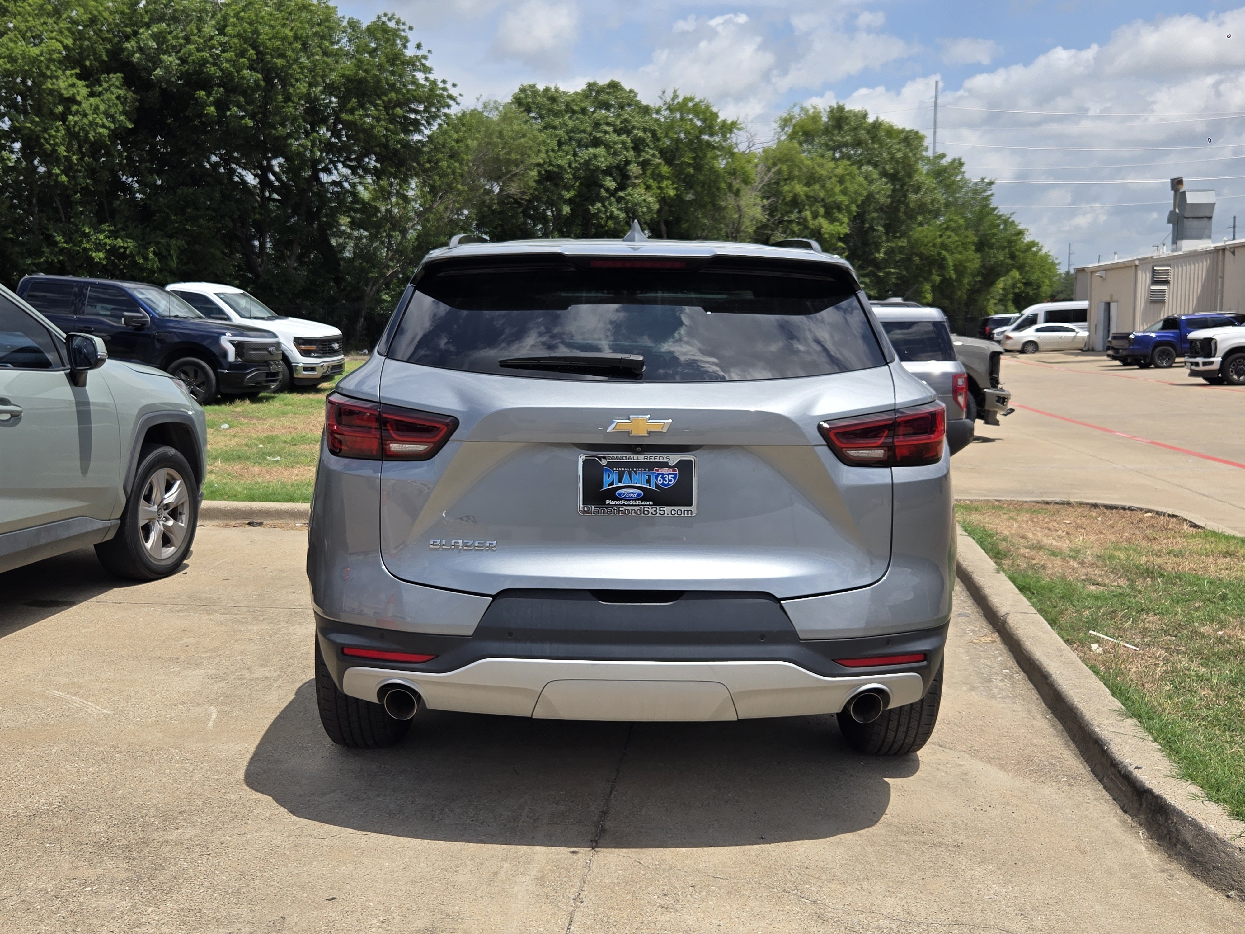 Used 2024 Chevrolet Blazer LT w/ Convenience Package FWD image 5